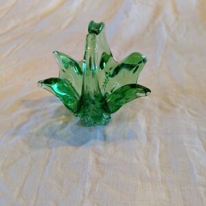 2/30$ Vintage Emerald Green Hand-Blown Art Glass Small Basket